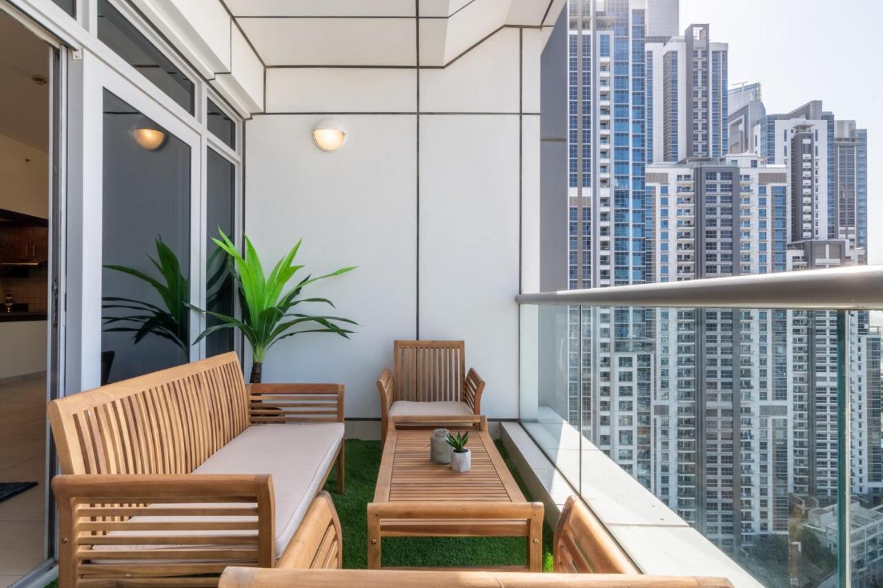 Scenic 2 Bedroom Apartment - Downtown Business Bay Дубай Экстерьер фото